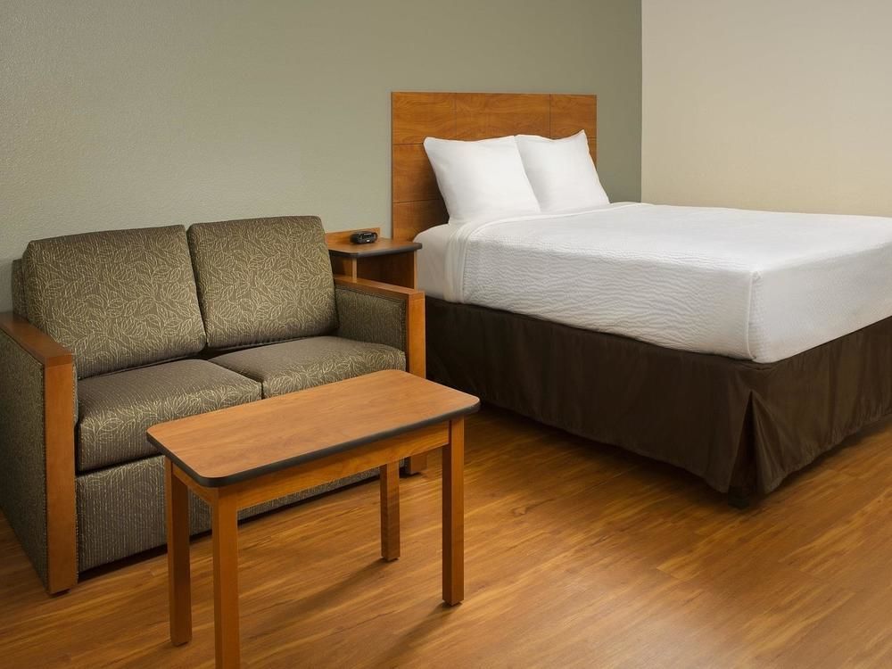 Woodspring Suites Akron Portage Lakes Exteriör bild