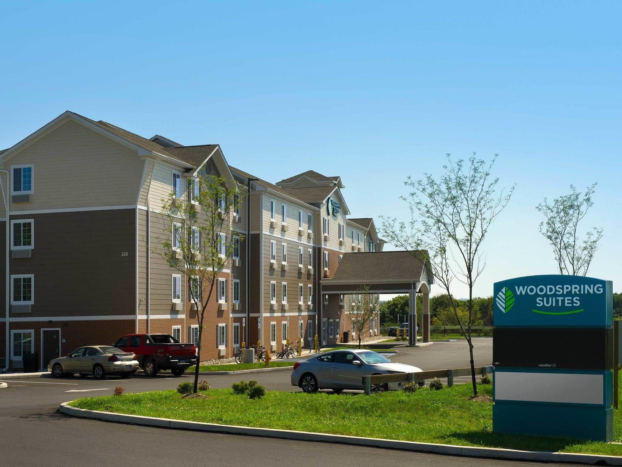 Woodspring Suites Akron Portage Lakes Exteriör bild