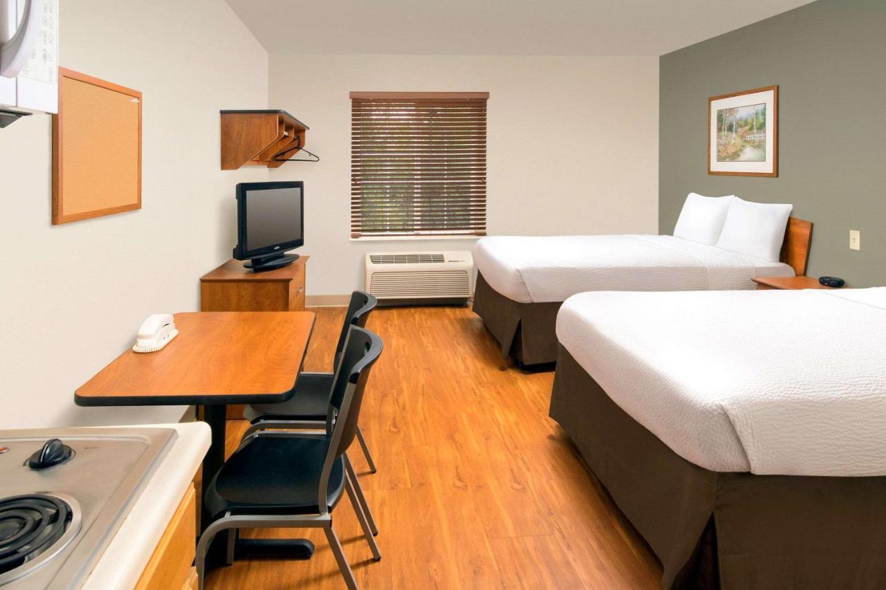 Woodspring Suites Akron Portage Lakes Exteriör bild
