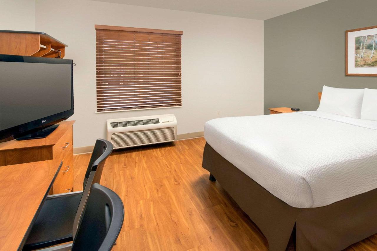 Woodspring Suites Akron Portage Lakes Exteriör bild